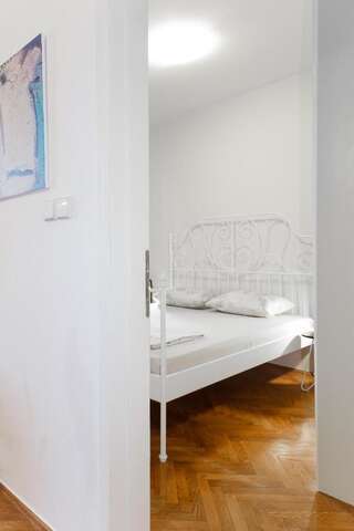 Апартаменты Old town Beauty Apartment Подгорица Апартаменты с 1 спальней-6